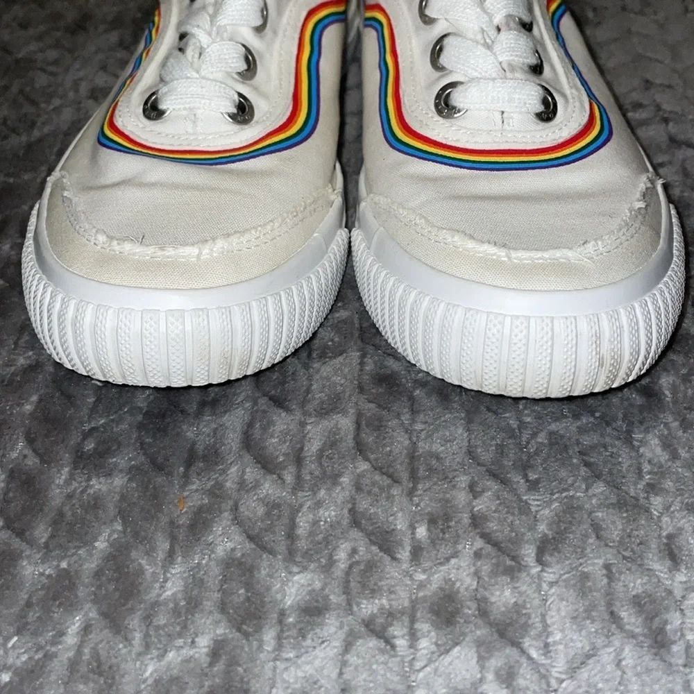 Blowfish sz 8 white w/rainbow - Picture 5 of 8